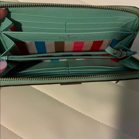 Kate Spade Wallet - Picture 3 of 3